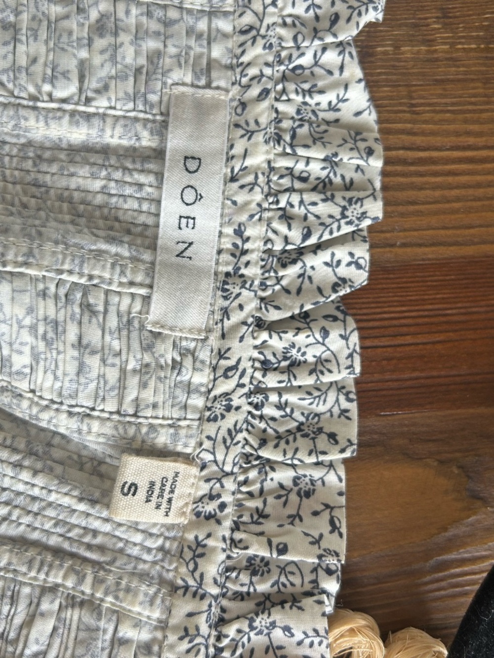 Doen Farley Top Cream Cottage Floral Small - Picture 4 of 8